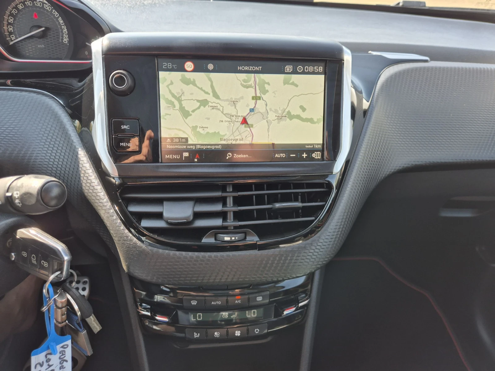 Peugeot 2008 1.5Hdi GT_LINE, снимка 10 - Автомобили и джипове - 55183940