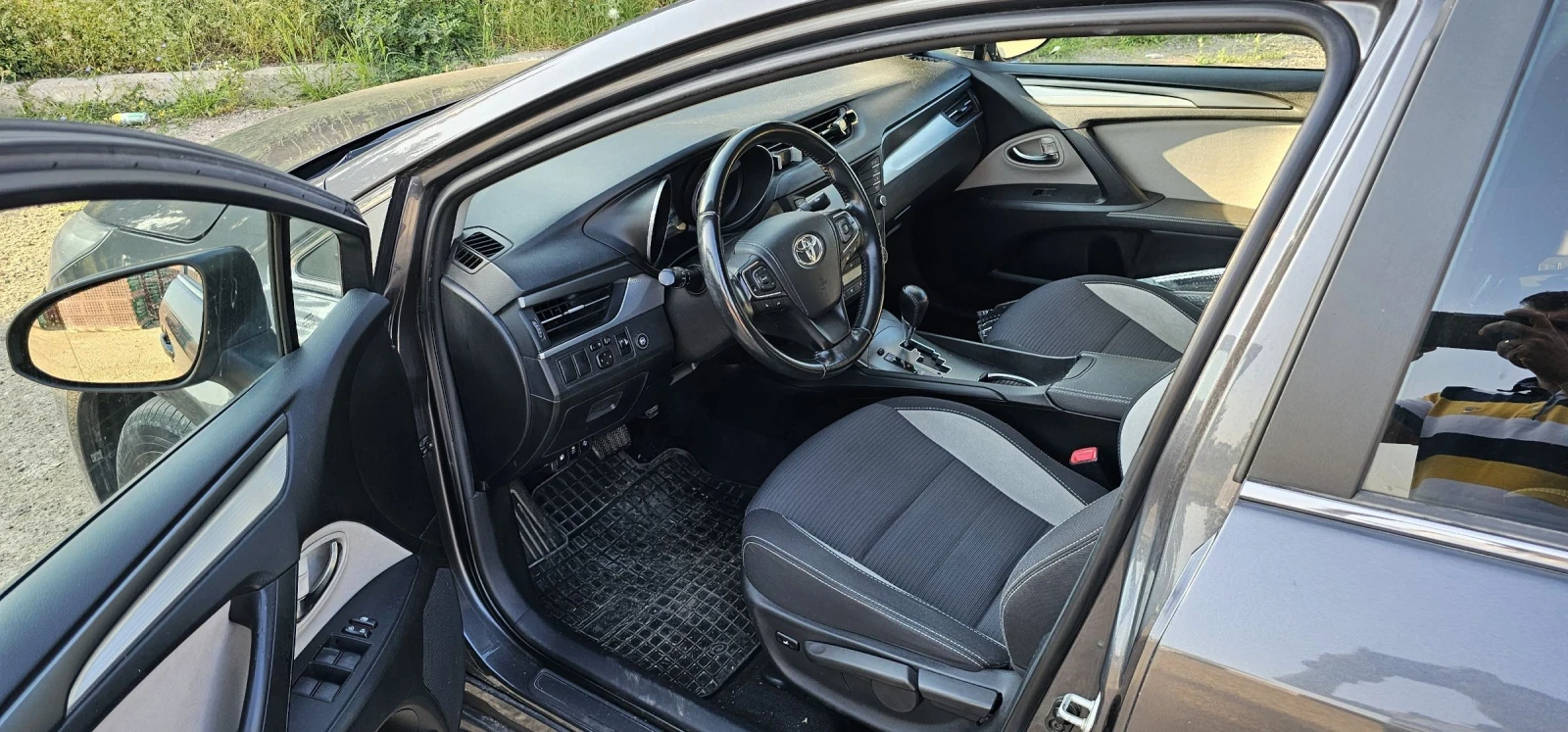 Toyota Avensis | Mobile.bg � ����������� 9