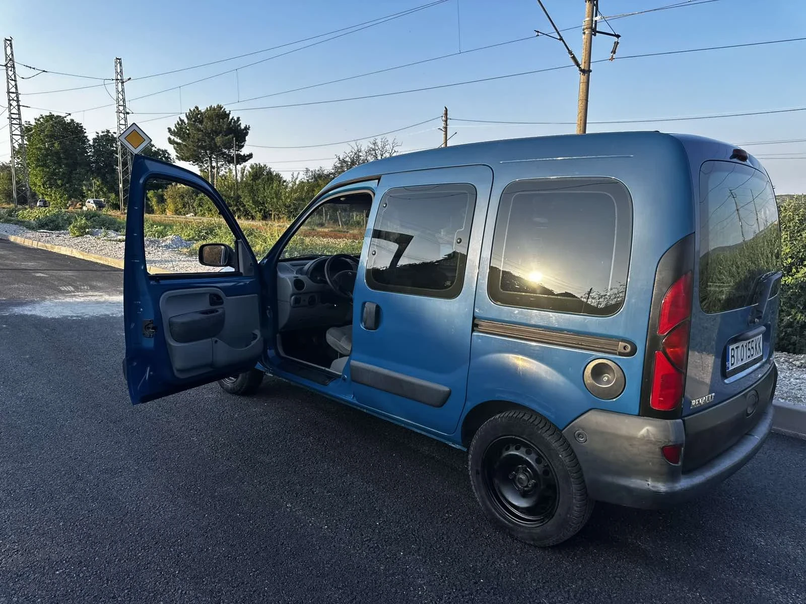Renault Kangoo, снимка 8 - Автомобили и джипове - 55353585