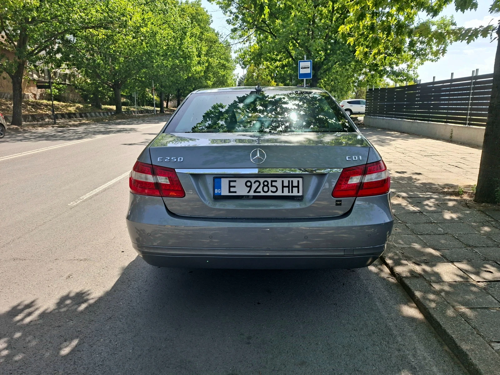 Mercedes-Benz E 250, снимка 5 - Автомобили и джипове - 55846448
