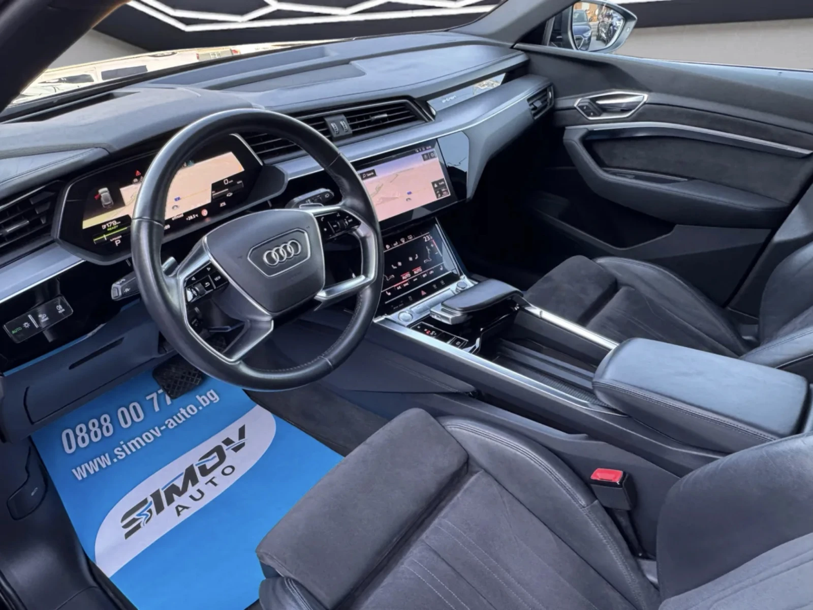 Audi E-Tron 55 S-LINE HEAD-UP ПАНОРАМА ВАКУМ KEYLESSGO APPLE, снимка 8 - Автомобили и джипове - 56010984