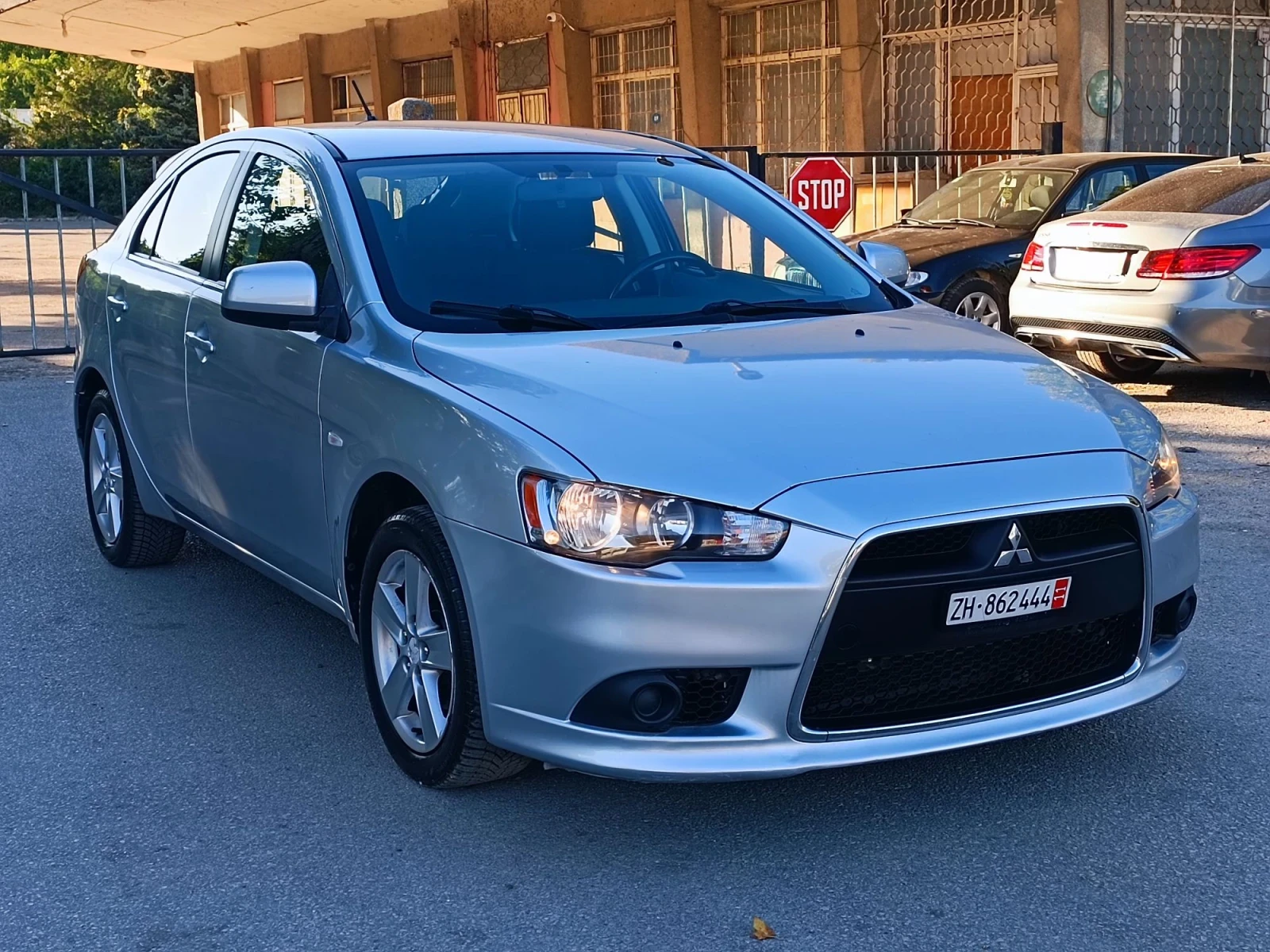 Mitsubishi Lancer 1.8i-143кс-ШВЕЙЦАРИЯ-РЪЧКА, снимка 2 - Автомобили и джипове - 56016113