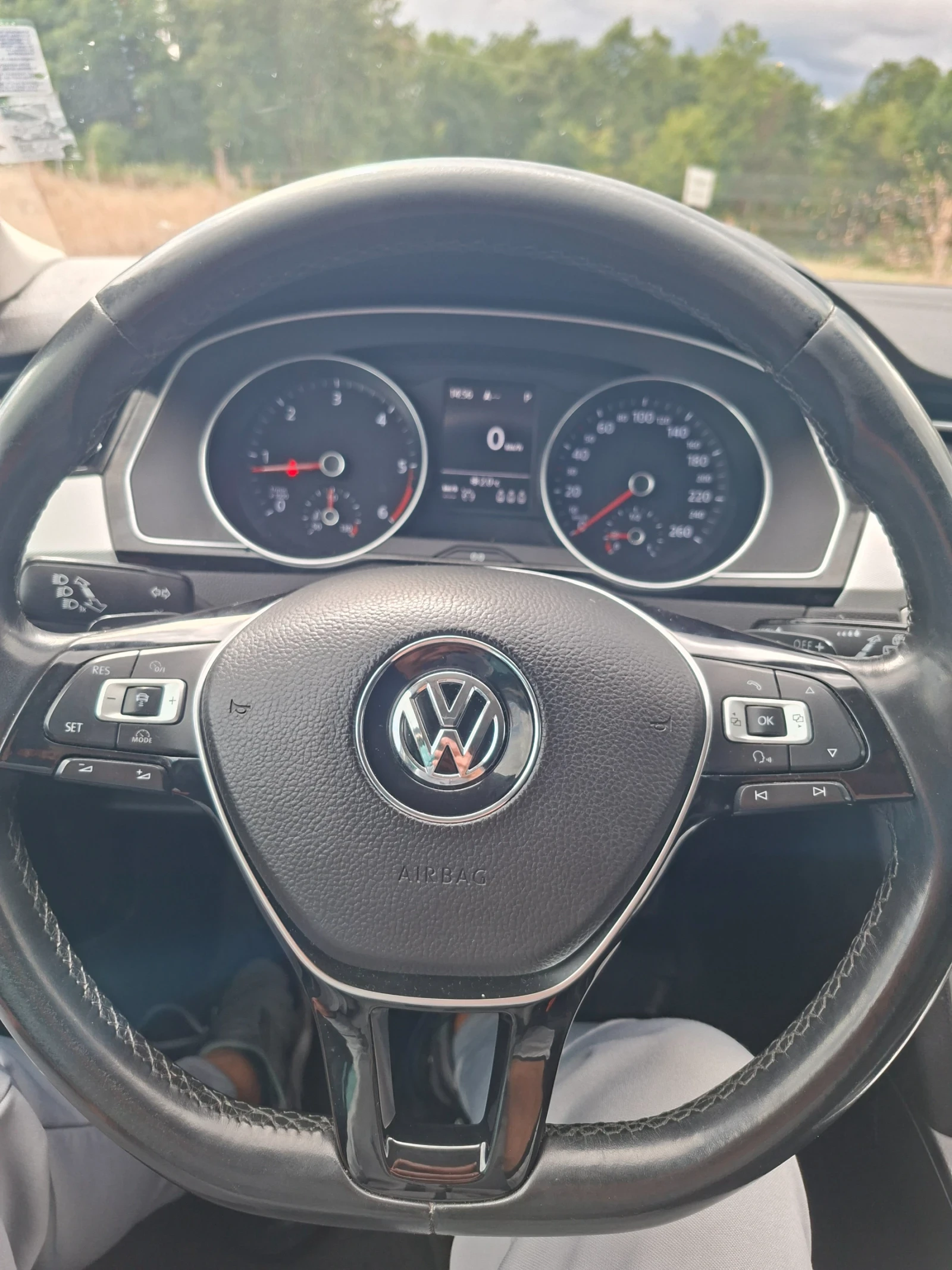 VW Passat 1.6 TDI | Mobile.bg � ����������� 12