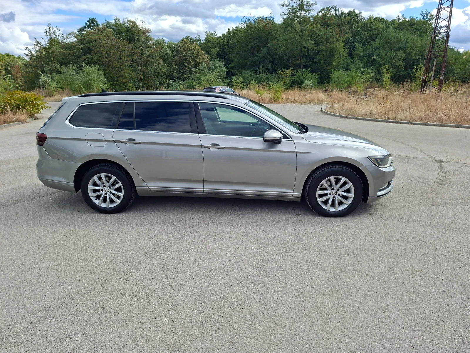 VW Passat 1.6 TDI | Mobile.bg � ����������� 4