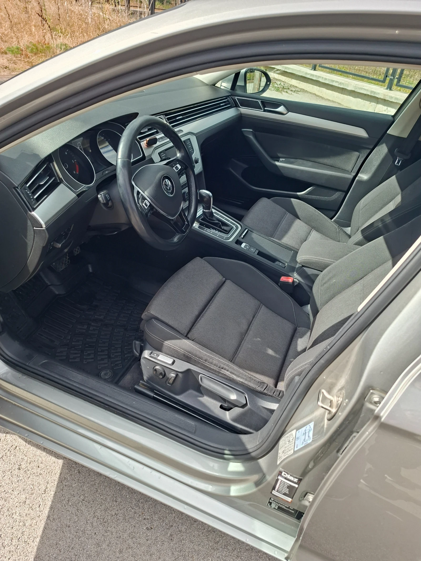VW Passat 1.6 TDI | Mobile.bg � ����������� 9