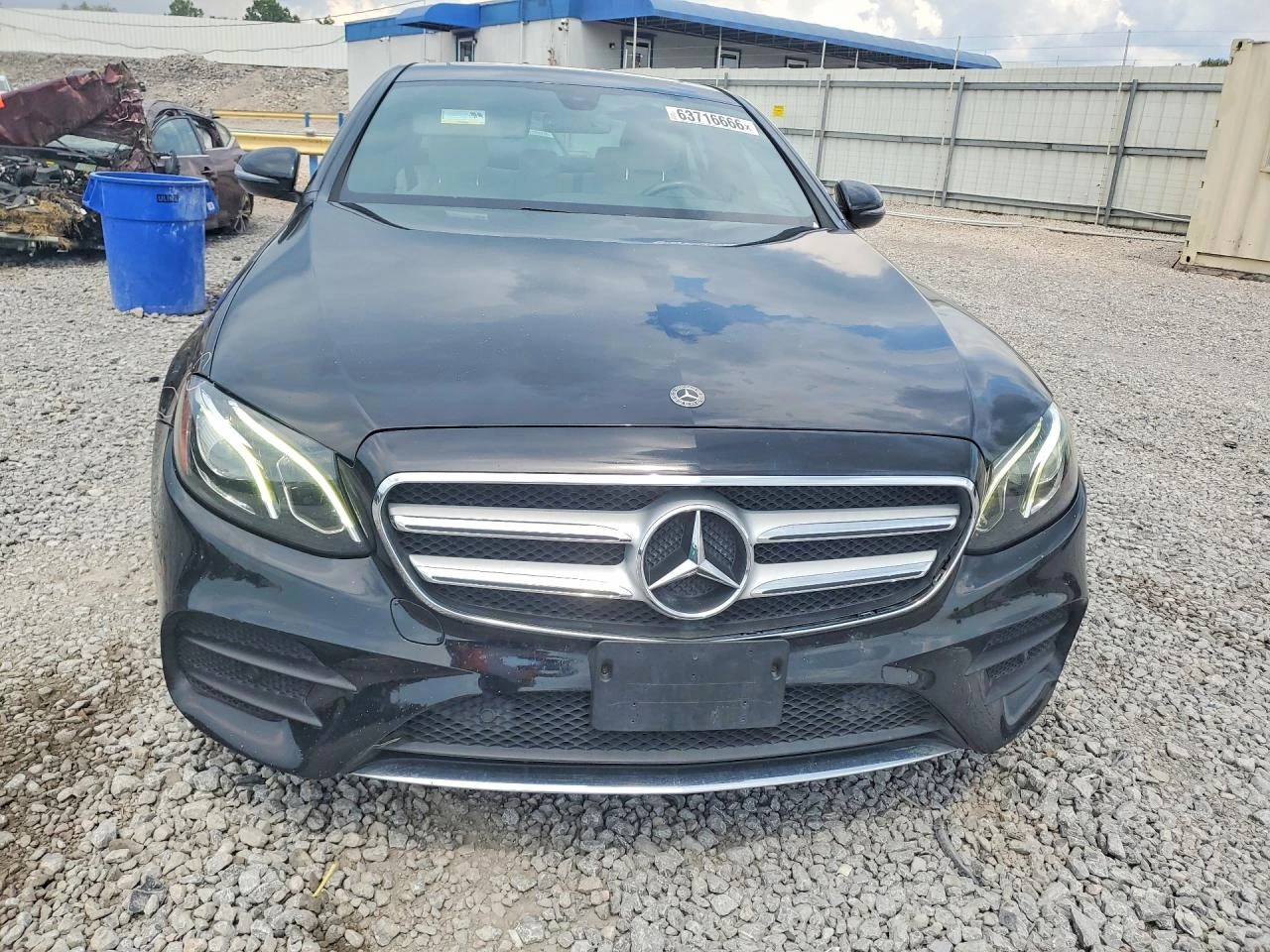 Mercedes-Benz E 300 2.0l 4Matic, снимка 5 - Автомобили и джипове - 56226706