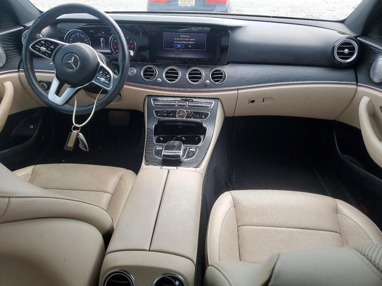 Mercedes-Benz E 300 2.0l 4Matic, снимка 8 - Автомобили и джипове - 56226706