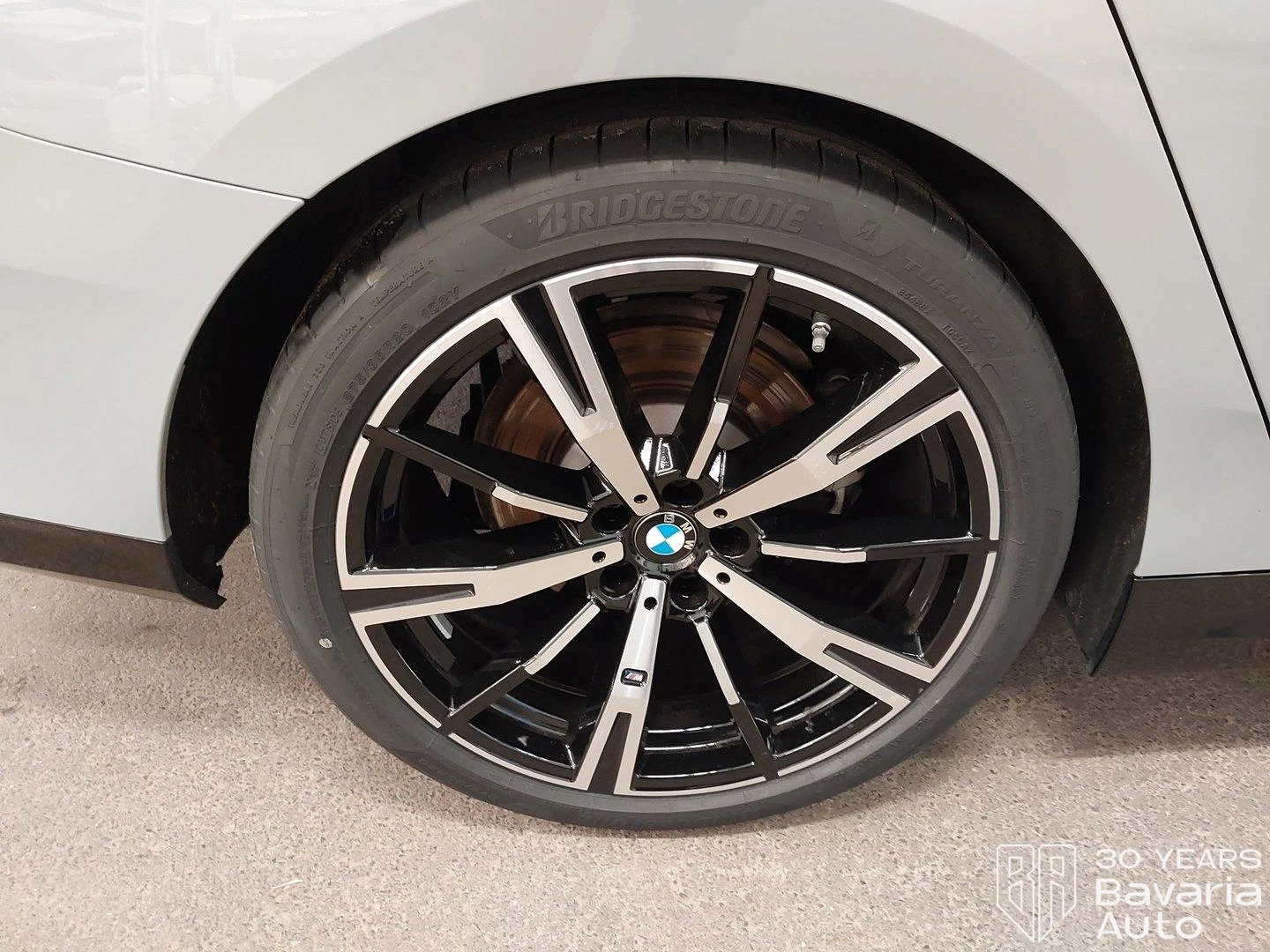 BMW 520 i Touring Steptronic, снимка 14 - Автомобили и джипове - 56395681