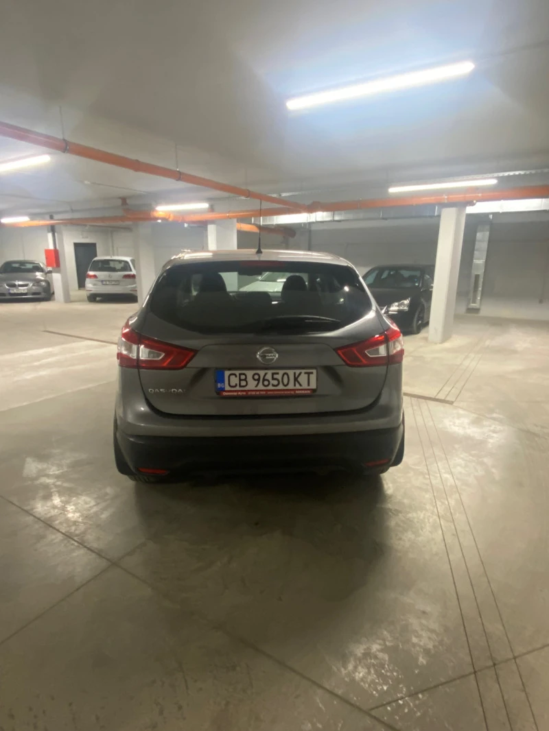 Nissan Qashqai 1.2 Първи Собственик, снимка 4 - Автомобили и джипове - 47482553