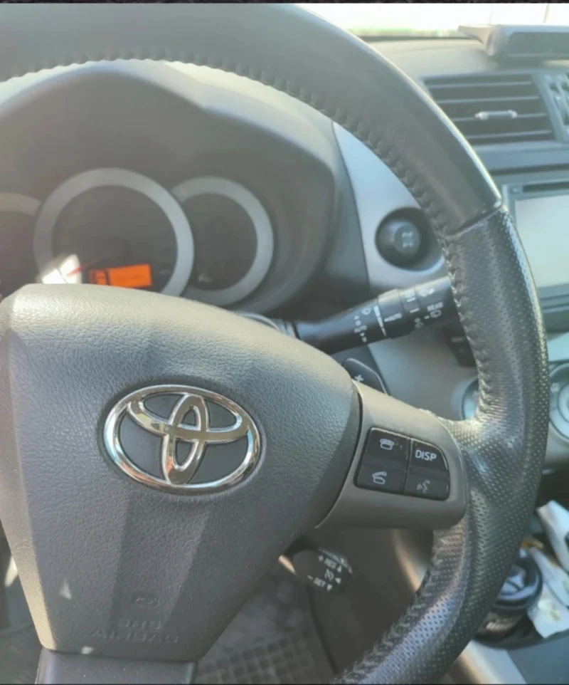 Toyota Rav4, снимка 3 - Автомобили и джипове - 49409834