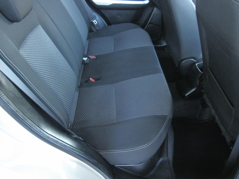 Suzuki Vitara 1, 6-Газ.Инж.4х4, Дистроник, снимка 12 - Автомобили и джипове - 51455812