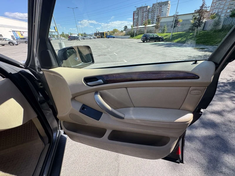 BMW X5, снимка 14 - Автомобили и джипове - 52489254