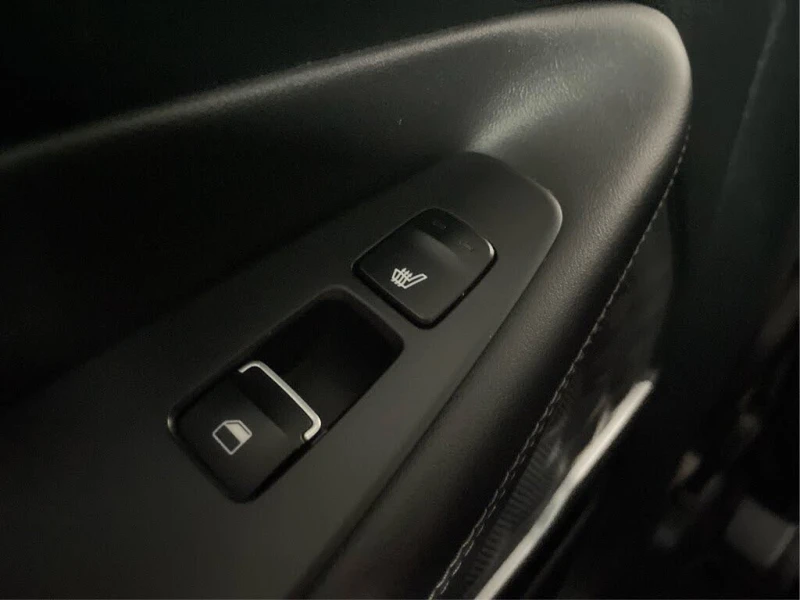 Hyundai Santa fe Luxury* 4X4* Pano* Обдух* 360* Кожа* Подгрев* , снимка 14 - Автомобили и джипове - 52699659