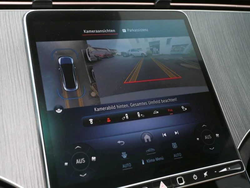 Mercedes-Benz EQE 43 AMG/4-MATIC/BURM/PANO/DISTRONIC/360/, снимка 10 - Автомобили и джипове - 53073361