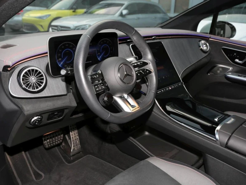 Mercedes-Benz EQE 43 AMG/4-MATIC/BURM/PANO/DISTRONIC/360/, снимка 8 - Автомобили и джипове - 53073361