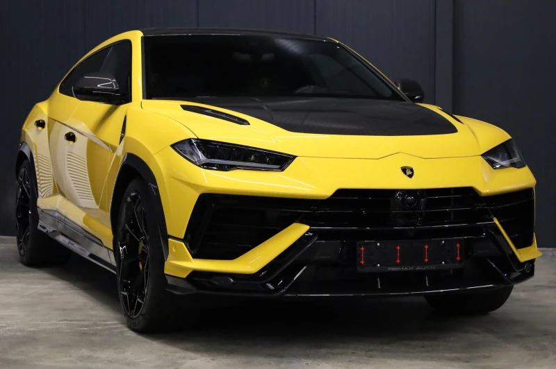 Lamborghini Urus PERFORMANTE* CARBON* CERAMIC* AKRAPOVIC* 23"* 