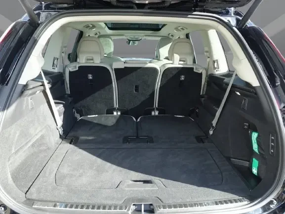 Volvo Xc90 T8 Recharge AWD = Plus Dark = 7 Seats Гаранция, снимка 14 - Автомобили и джипове - 54179240