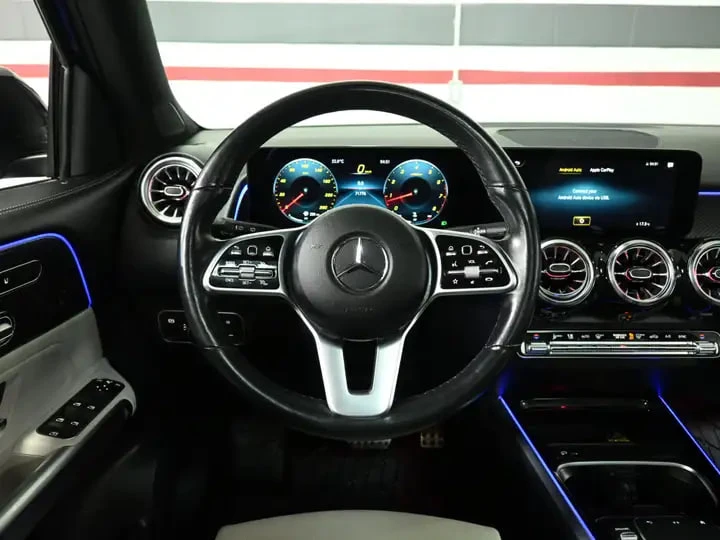Mercedes-Benz GLB 250 * АВТО КРЕДИТ* ЦЕНА ДО БГ * Сервизна история * , снимка 10 - Автомобили и джипове - 55617725