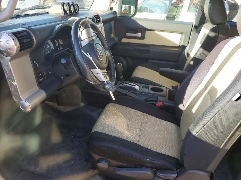 Toyota Fj cruiser, снимка 7 - Автомобили и джипове - 56689241
