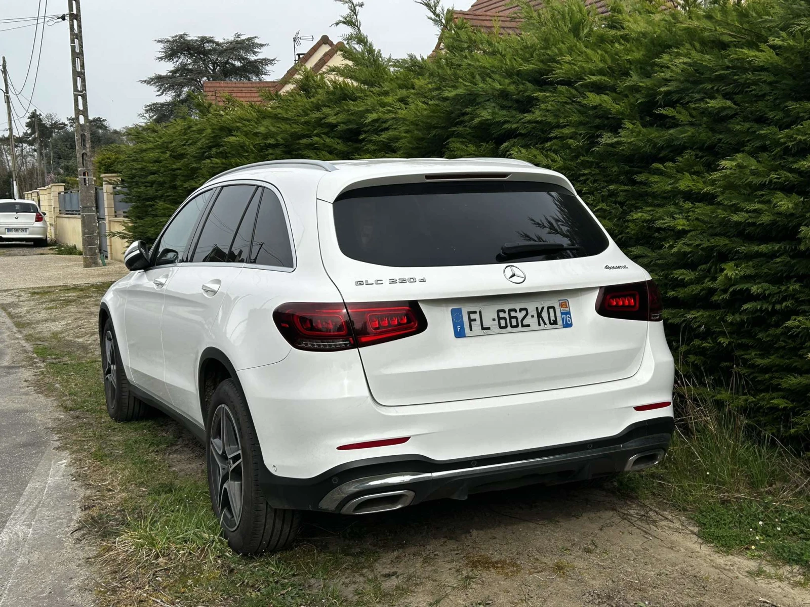 Mercedes-Benz GLC 220 D 4 MATIC AMG LINE 9G 194 - изображение 3
