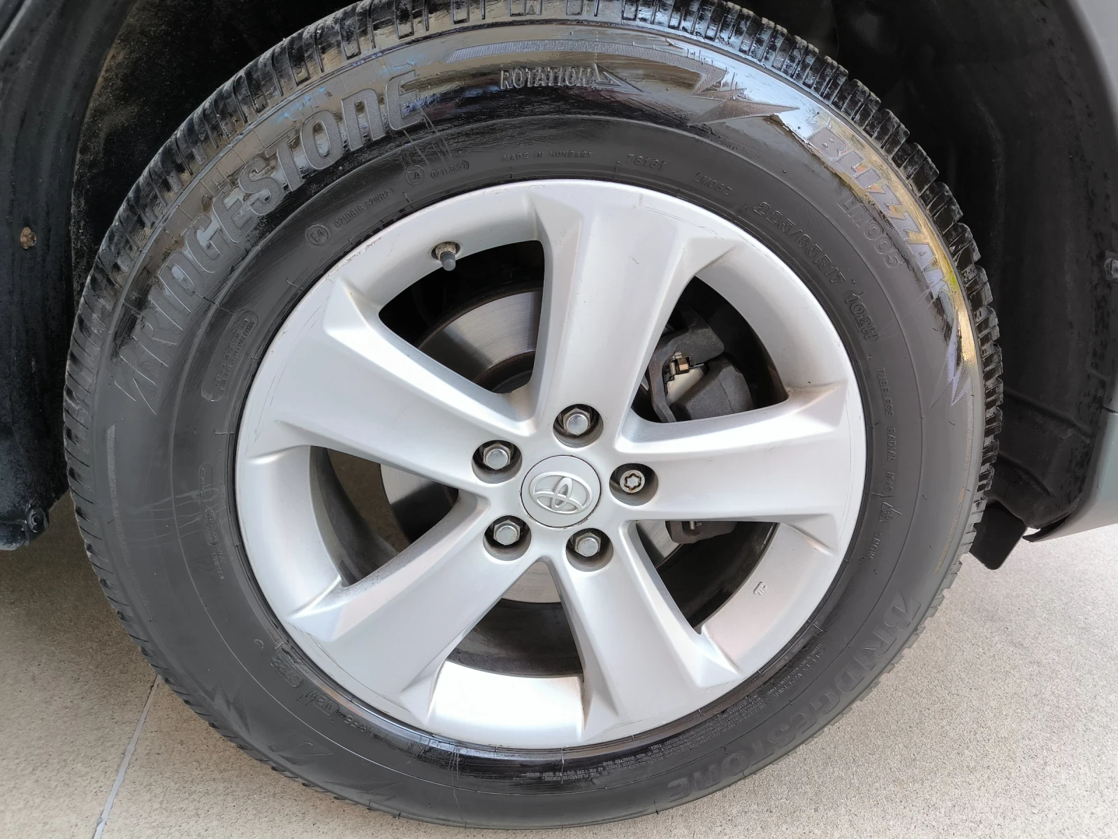 Toyota Rav4  - изображение 8