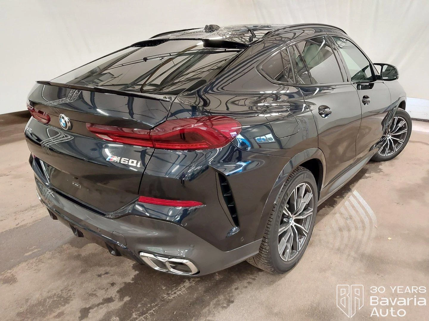 BMW X6 M60i xDrive M Sport Paket Sportautomatic - изображение 3