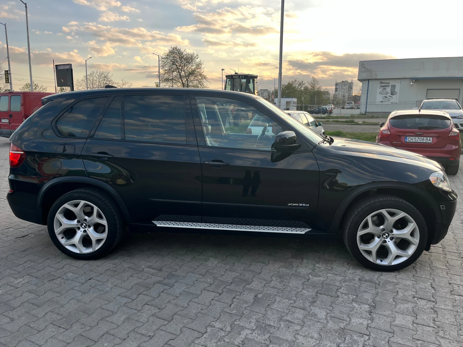 BMW X5 35d Facelift 272 кс | 2011 | Реални км | Отл, снимка 4 - Автомобили и джипове - 54439621