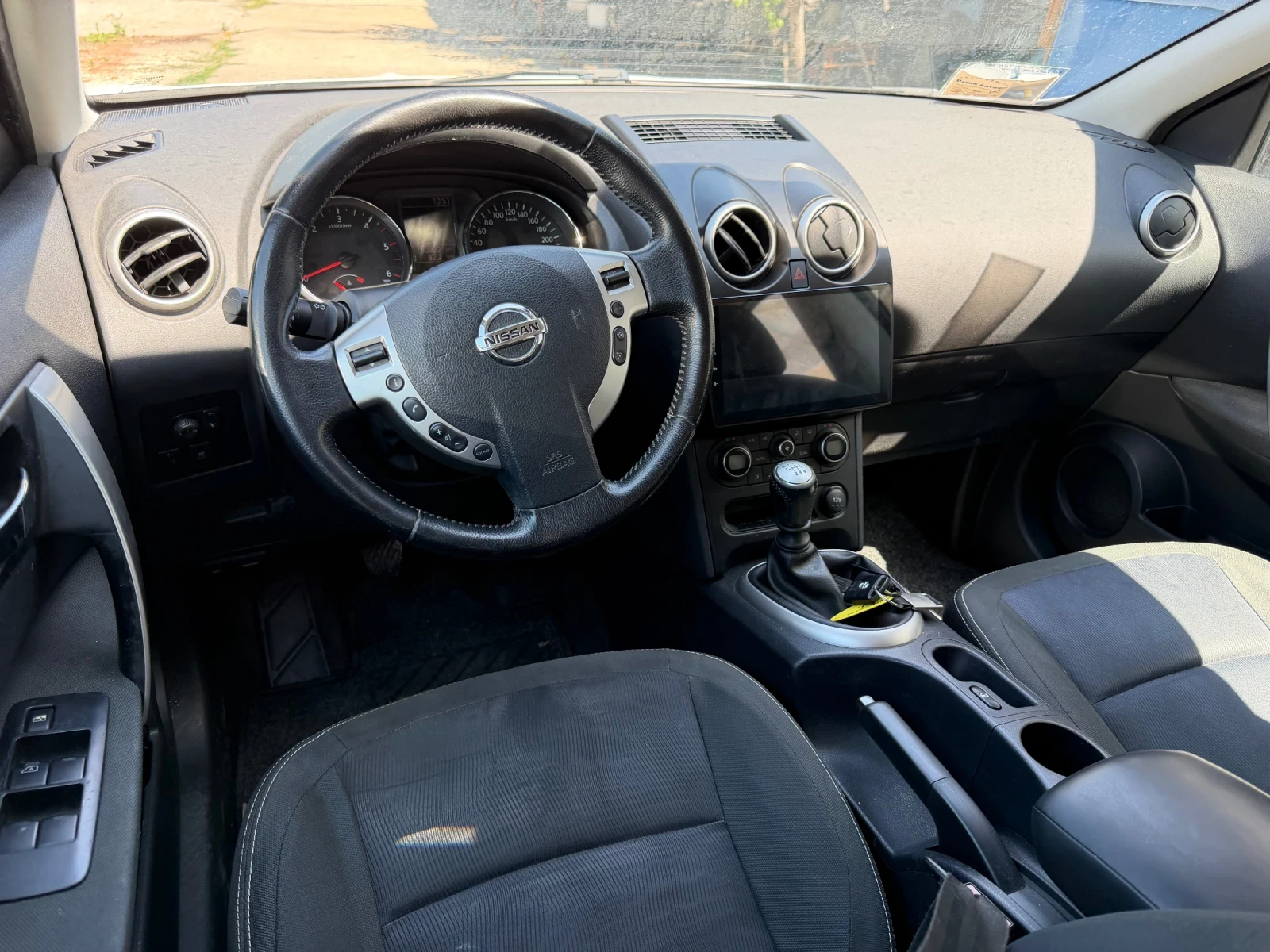Nissan Qashqai 2.0DCi, снимка 6 - Автомобили и джипове - 55482493