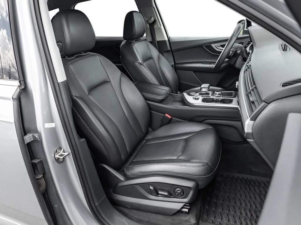 Audi Q7 * Quattro* ПАНО* KEYLESS* Camera* ПОДГРЕВ* 360* , снимка 14 - Автомобили и джипове - 55624822