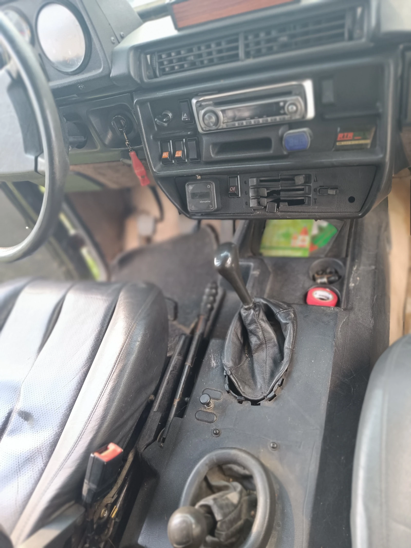 Mercedes-Benz G 300, снимка 6 - Автомобили и джипове - 56735351