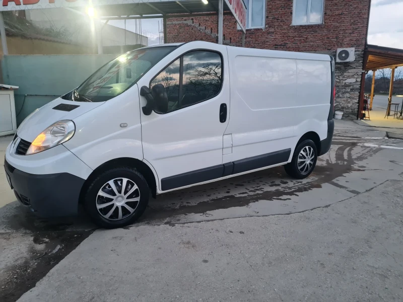 Renault Trafic 2000, снимка 2 - Бусове и автобуси - 48954031