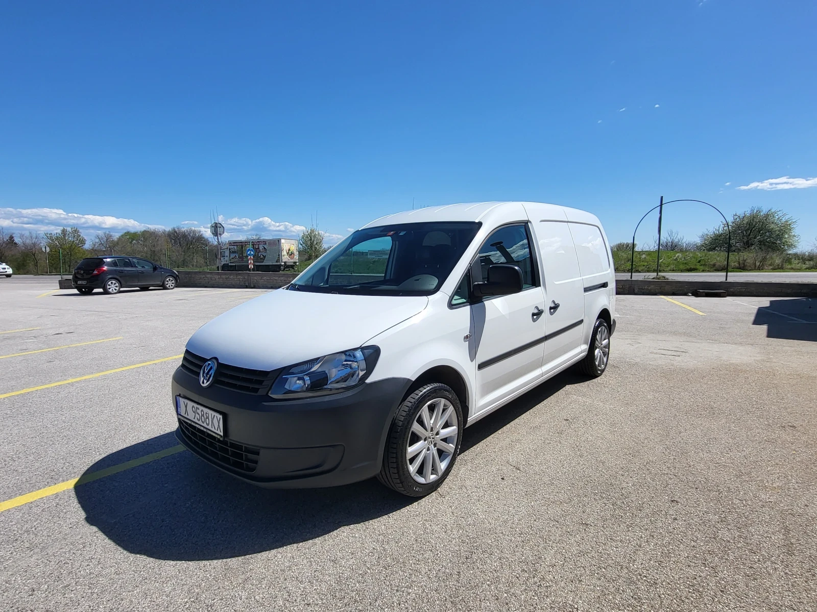 VW Caddy 2.0TDI SWISS , снимка 2 - Бусове и автобуси - 54159246