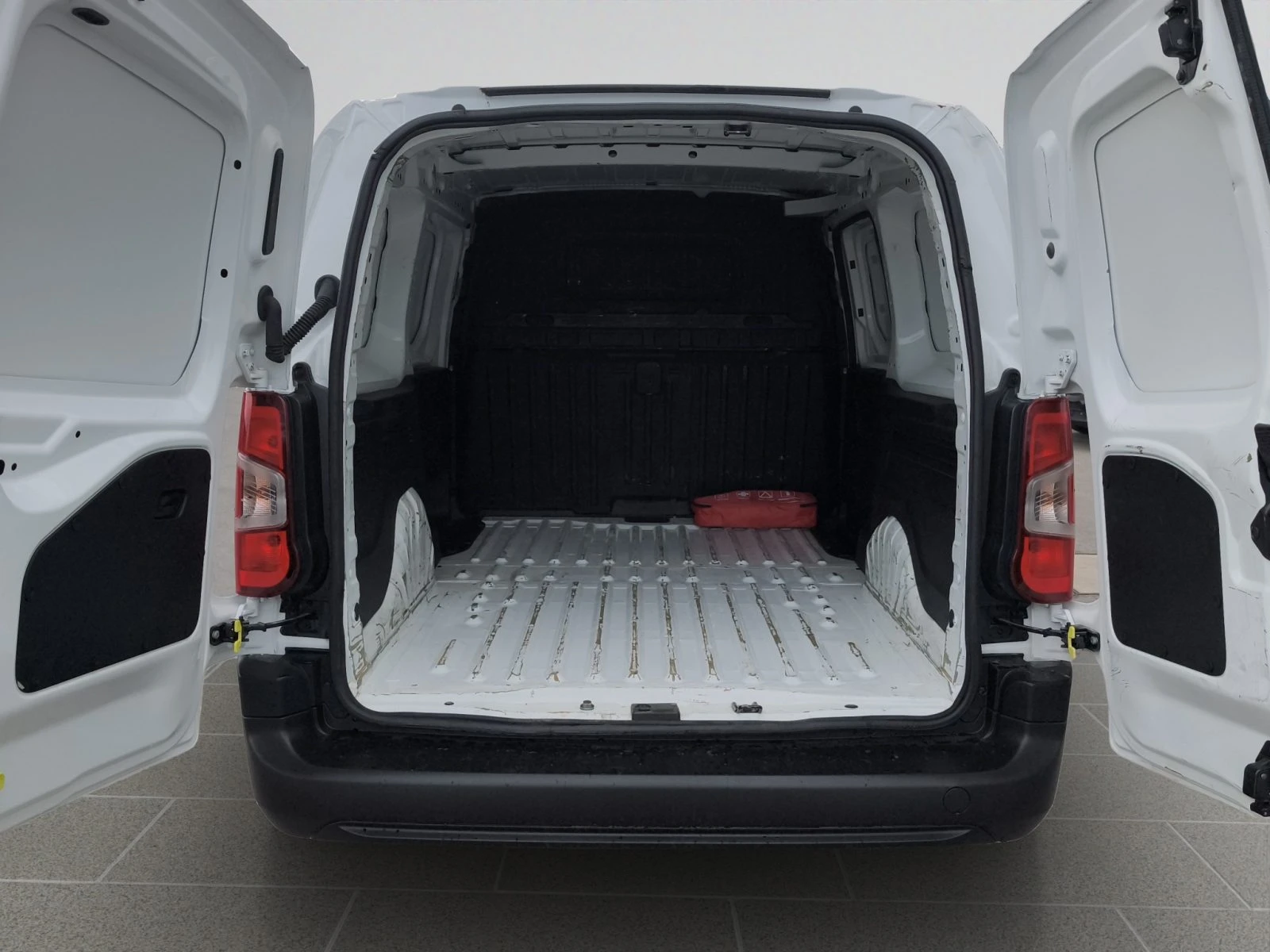 Opel Combo Van L2H1 increased 1.5 ����� 102 �.�./2107048O | Mobile.bg � ����������� 13
