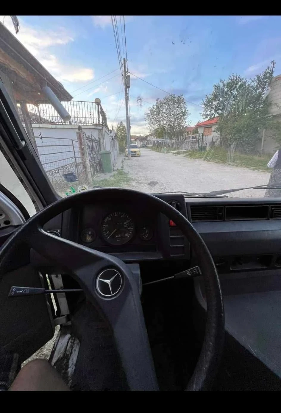 Кемпер Mercedes-Benz MB 100D  - изображение 4