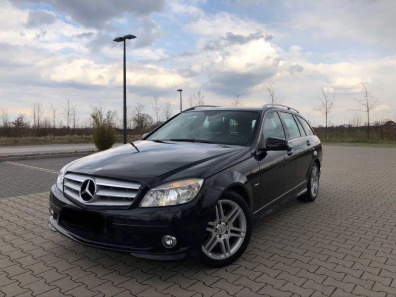 Двигател за Mercedes-Benz C 320, снимка 1 - Части - 21545910