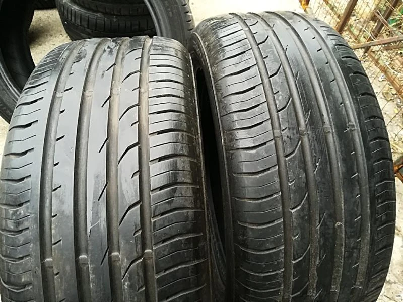 Гуми Летни 235/55R17, снимка 1 - Гуми и джанти - 23684513