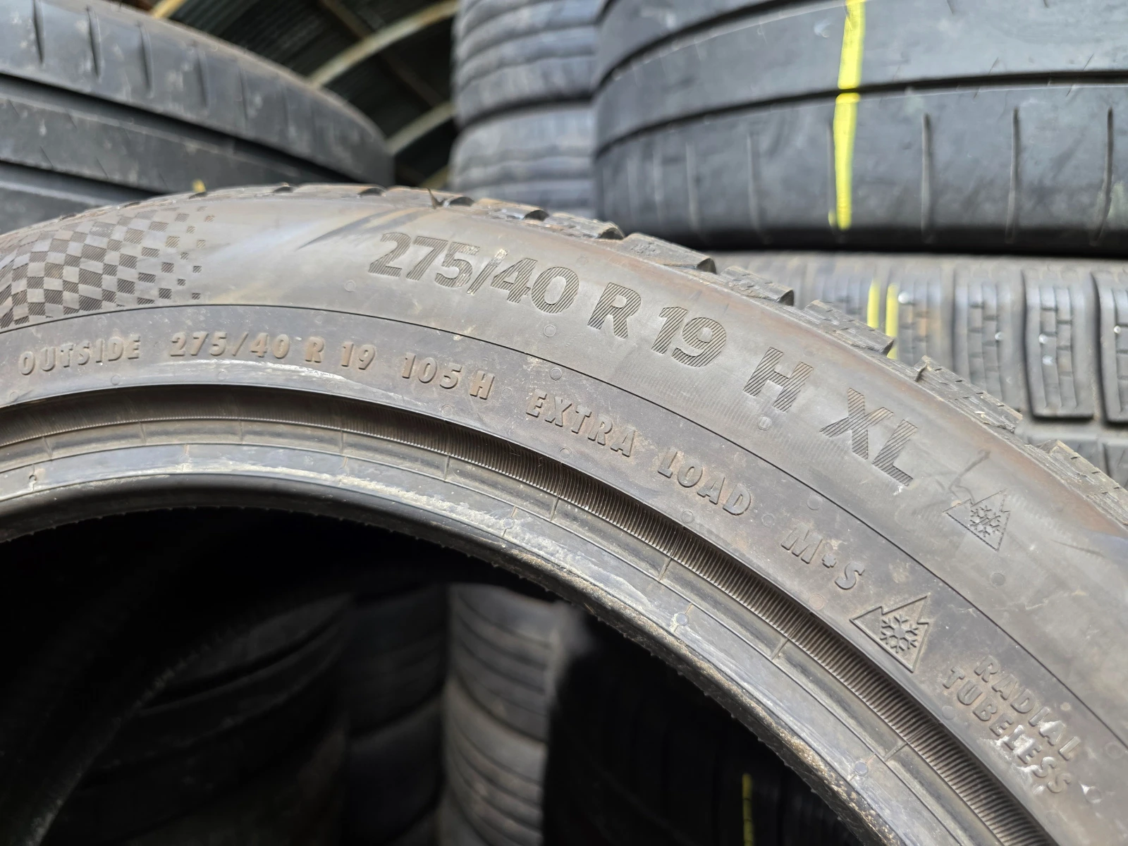 Гуми Зимни 275/40R19, снимка 5 - Гуми и джанти - 55496755