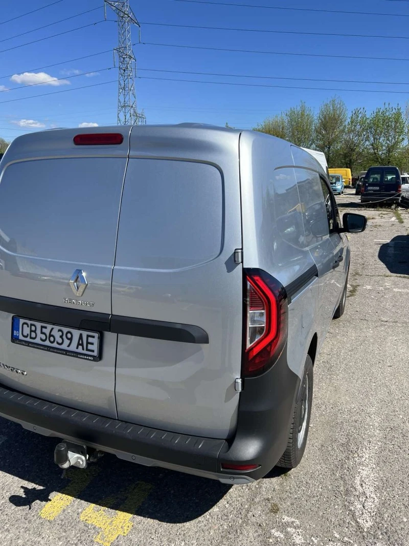 Renault Kangoo, снимка 4 - Автомобили и джипове - 47250307