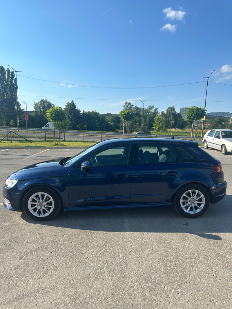 Audi A3 1.6 TDI 105 к.с, снимка 4 - Автомобили и джипове - 46280618