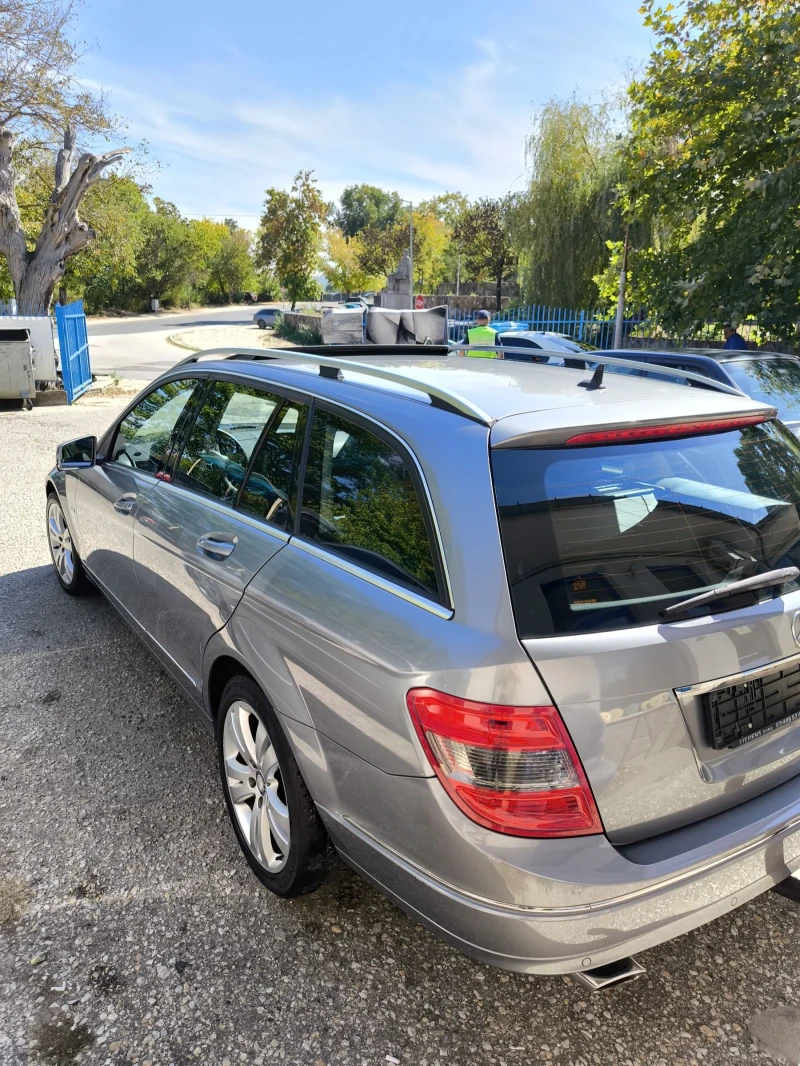 Mercedes-Benz C 220, снимка 3 - Автомобили и джипове - 47397517