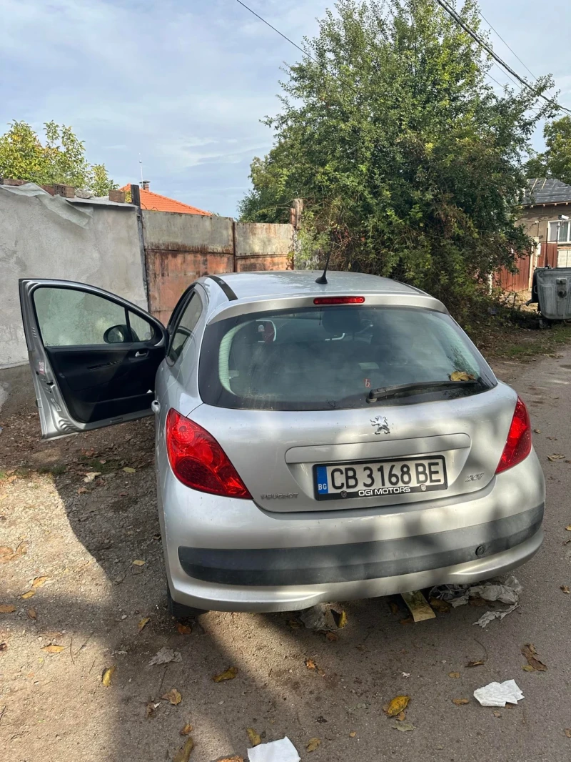 Peugeot 207 1.4i, снимка 3 - Автомобили и джипове - 47458116