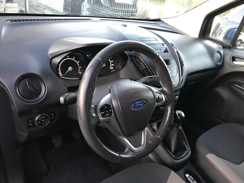 Ford Connect Tourneo-1.0i, снимка 13 - Автомобили и джипове - 47554055