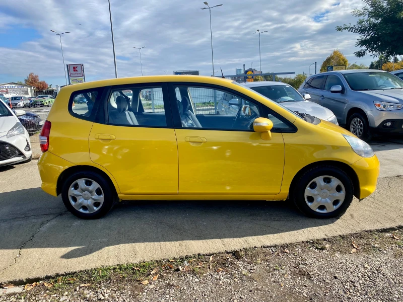 Honda Jazz 1.4i-83кс.-Face-климатроник, снимка 8 - Автомобили и джипове - 47554055