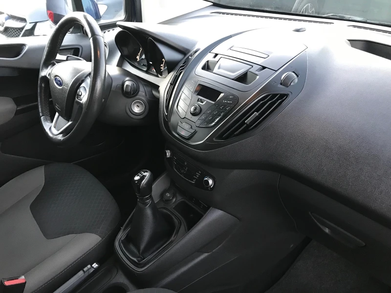 Ford Connect Tourneo-1.0i, снимка 15 - Автомобили и джипове - 47554055