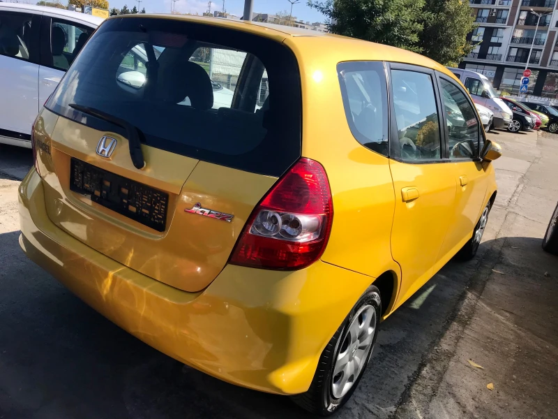Honda Jazz 1.4i-83кс.-Face-климатроник, снимка 7 - Автомобили и джипове - 47554055