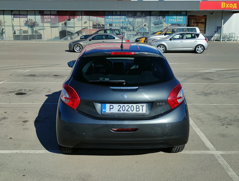 Peugeot 208, снимка 7 - Автомобили и джипове - 47586795