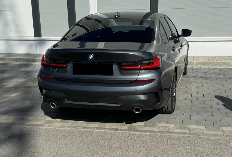 BMW 320 xDrive M Sport, снимка 4 - Автомобили и джипове - 48067423