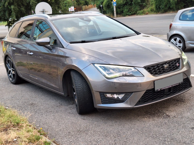 Seat Leon 2.0 TDI FR PANO, снимка 2 - Автомобили и джипове - 48264820