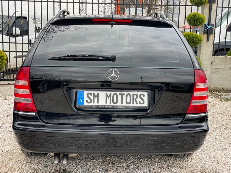 Mercedes-Benz C 200 Kompressor, снимка 11 - Автомобили и джипове - 49739047