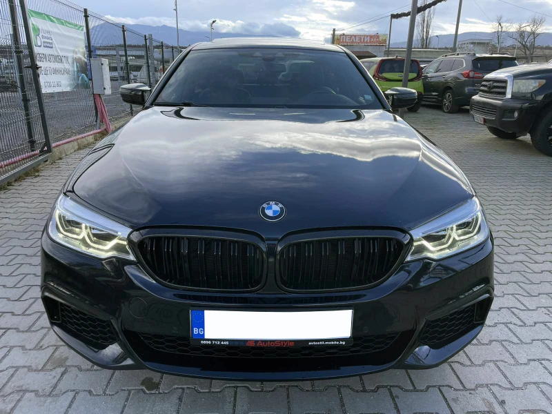 BMW 550 * Xdrive* Mpack* SoftClose* Carbon* HeadUp* Keyles, снимка 2 - Автомобили и джипове - 52493325